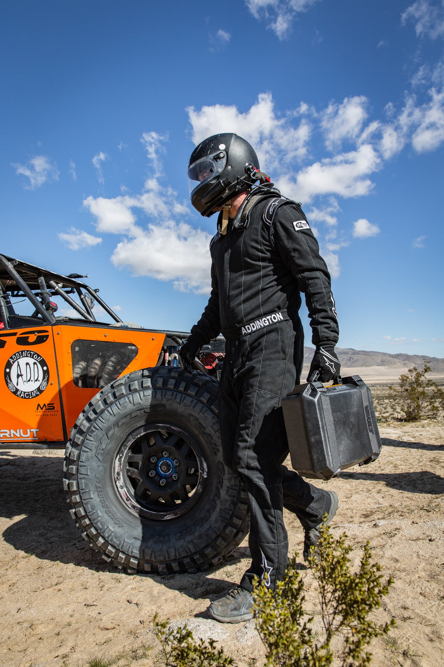 Vault Medium Pistol Case V200